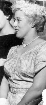 1950s Beverly in hat.jpg (68403 bytes)