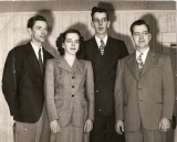 1953 Glen and siblings.png (14671671 bytes)